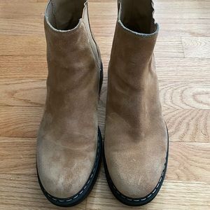 Marc Fisher double gore lug sole suede bootie size 6.5
